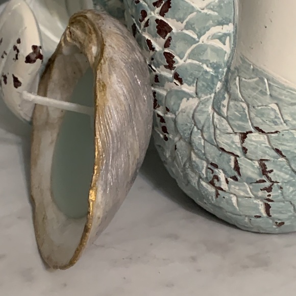 Shabby Chic Boho Shell Decor - Handmade Soy Wax Candle in a Seashell - Picture 12 of 14